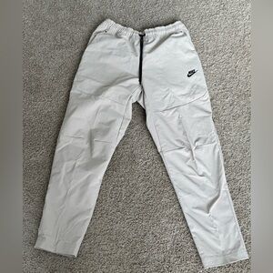 NWT Nike Pants | Size M